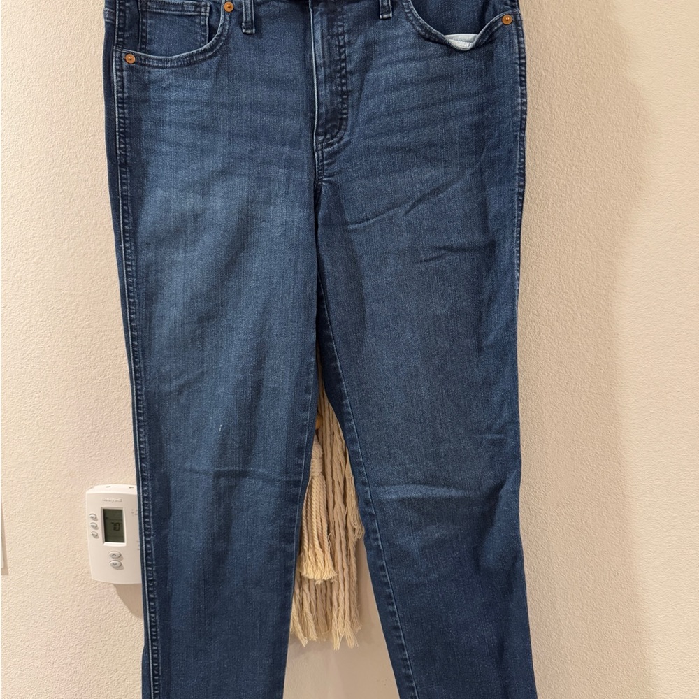 Madewell Straight pipeline leg